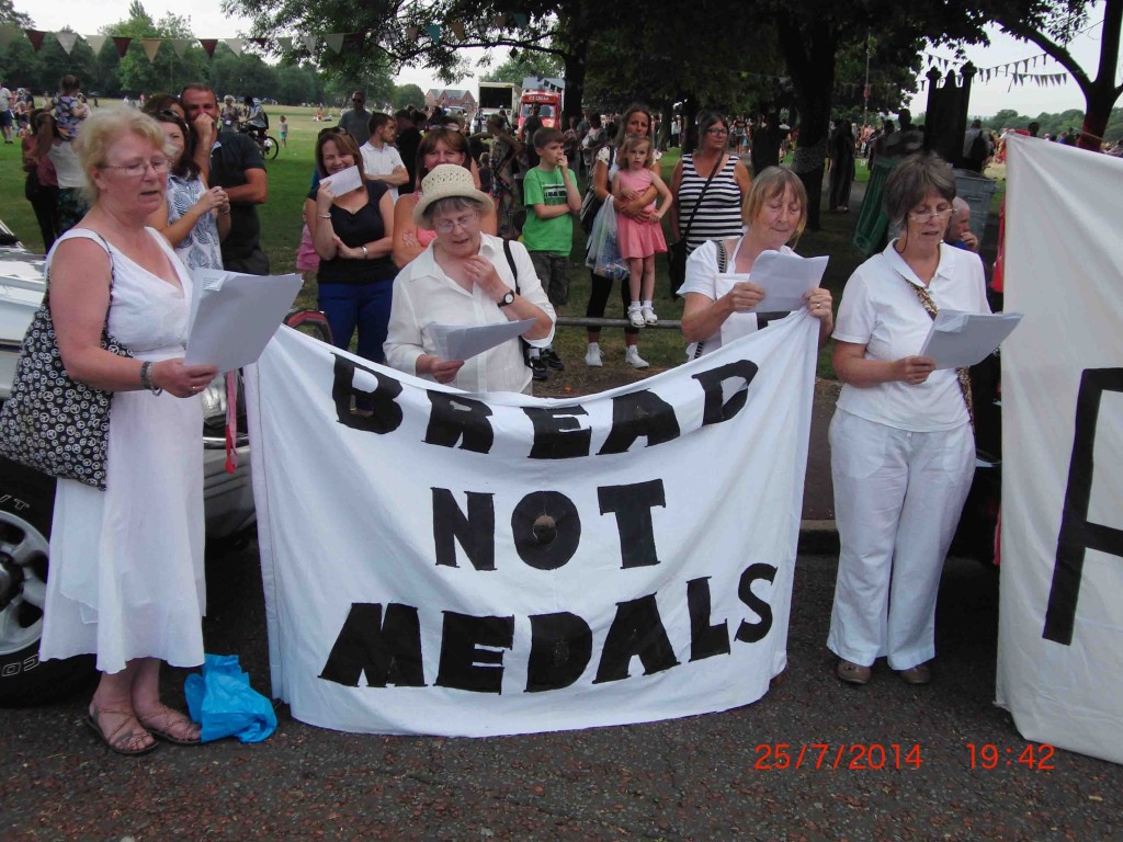 06e 25.7.14 Songs of Peace for the Giants, Newsham Park