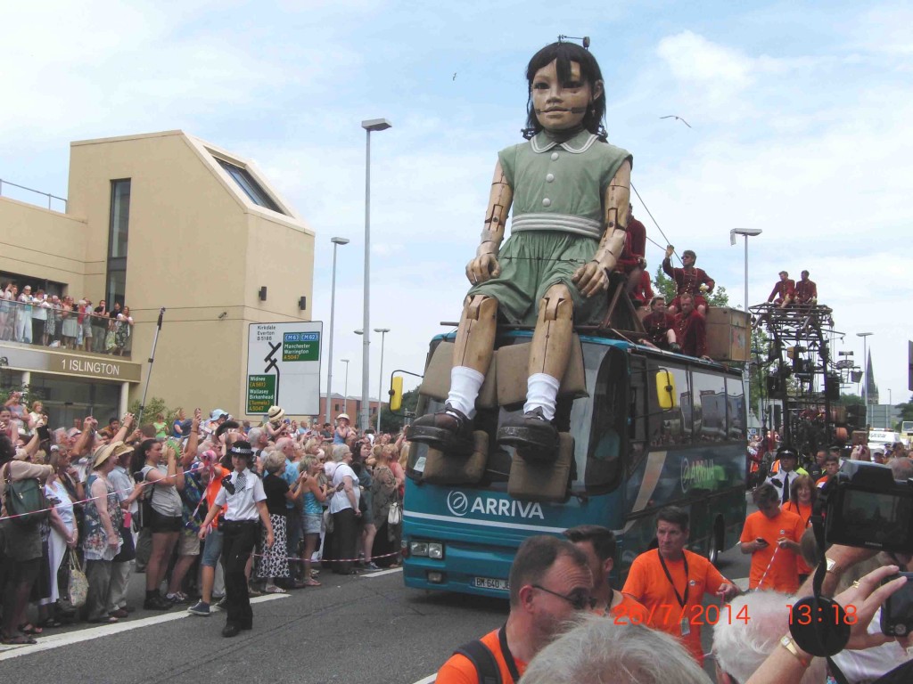 21e 26.7.14 Little Girl Giant passes Unite