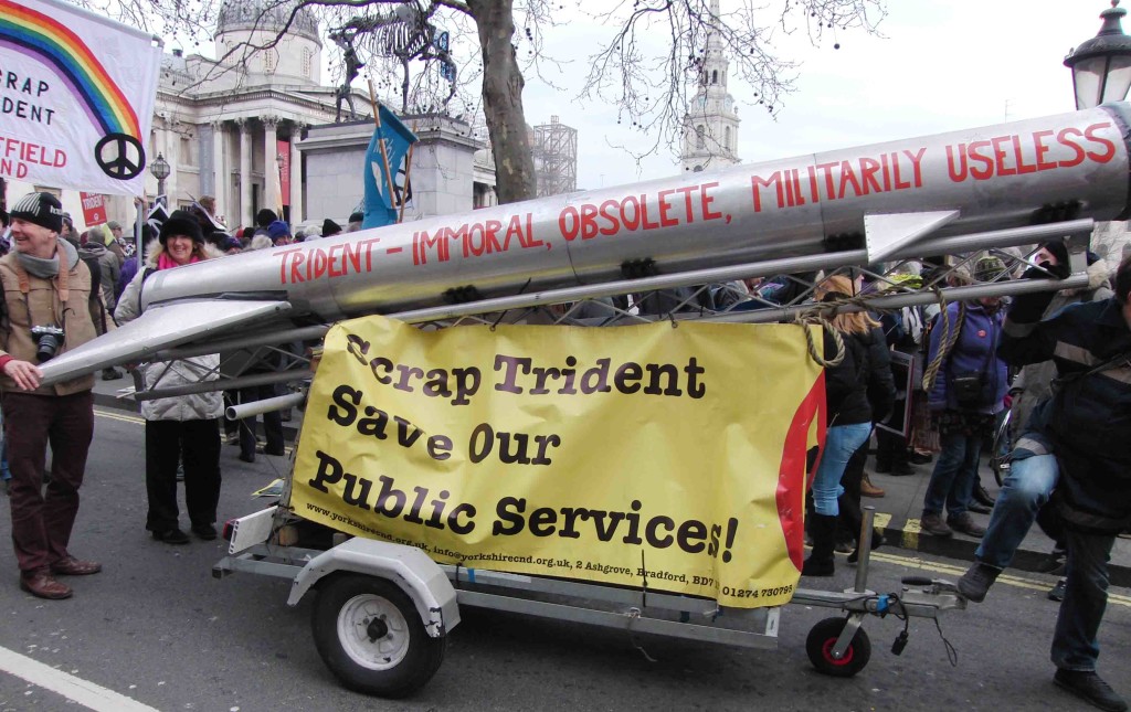 35e 27.2.16 Stop Trident Demo in London